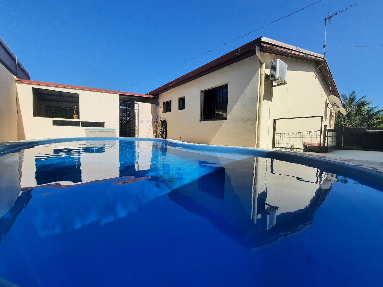 Maison - >F5 Koutio