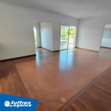 Maison F4 Motor Pool